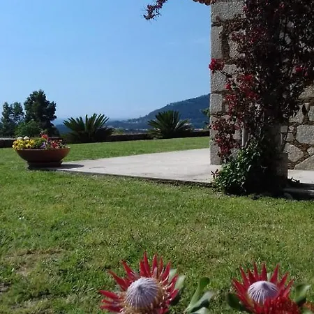 Casa De Crespins Lda *