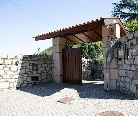 Casa De Crespins Lda * Cristelo