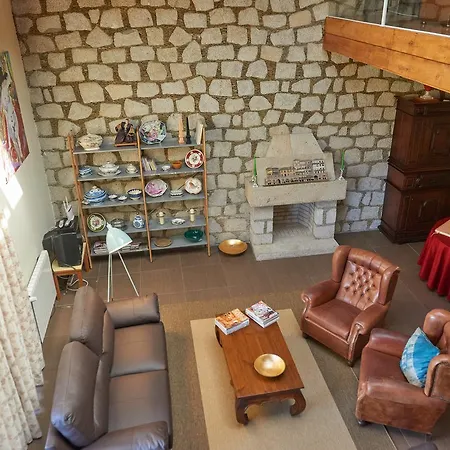 Nyaraló Casa De Crespins Lda *