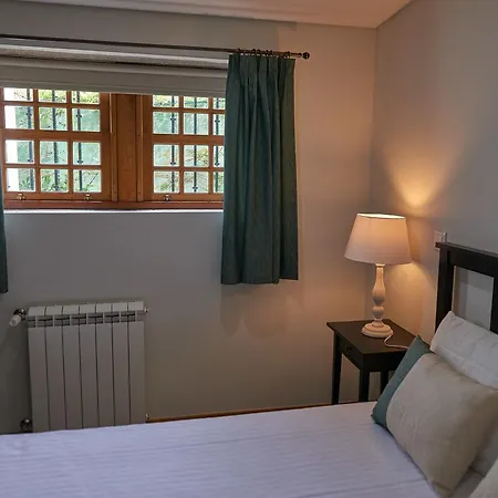 Nyaraló Casa De Crespins Lda