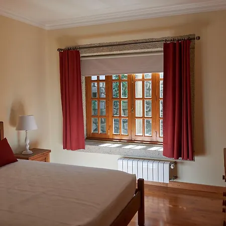 Casa De Crespins Lda