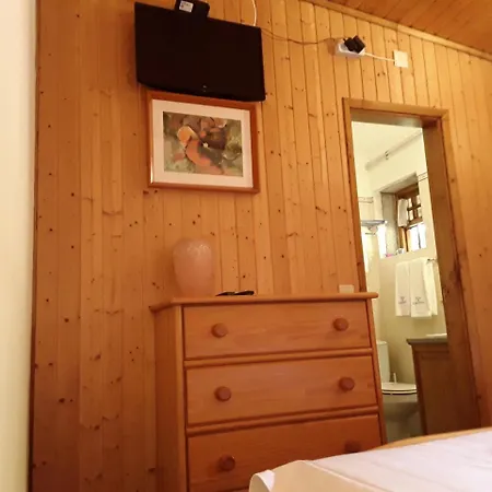 Nyaraló Casa De Crespins Lda Cristelo