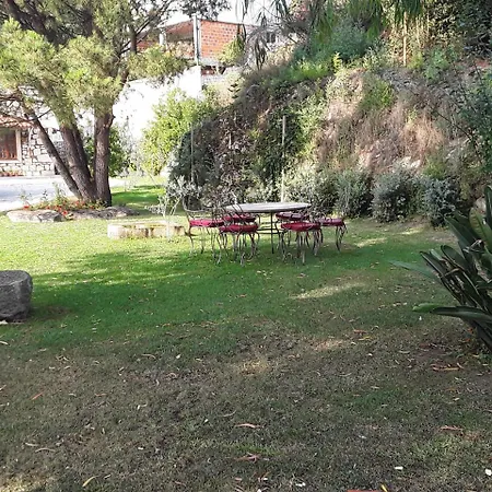 Nyaraló Casa De Crespins Lda Cristelo