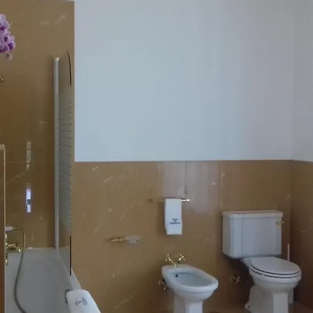 Casa De Crespins Lda *